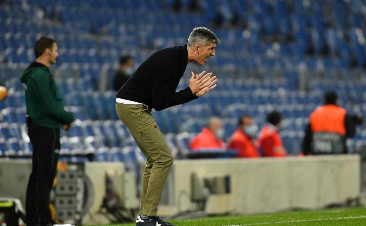 Imanol Alguacil: «No Podemos Perdonar Tanto En Europa League» | El ...